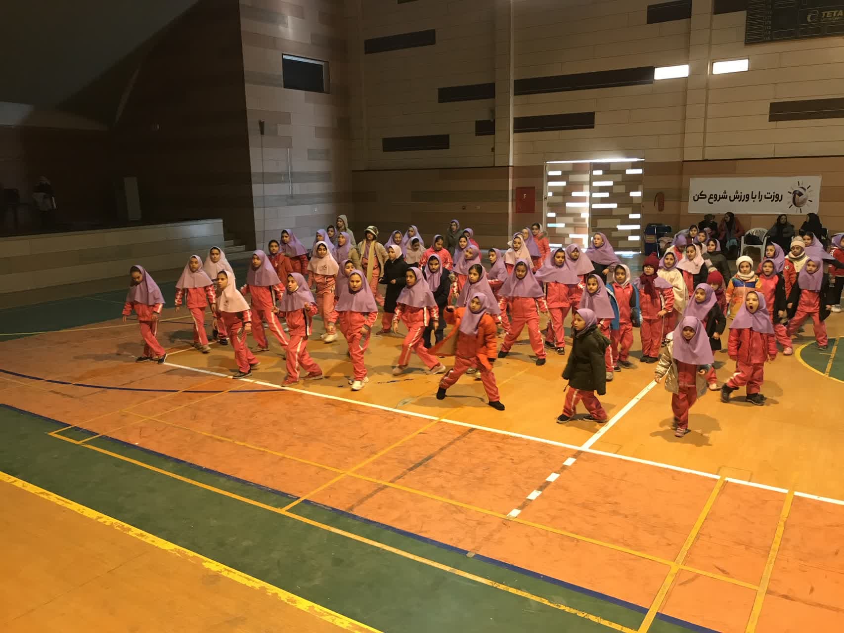 ورزش همگانی در دبستان ستاره نو